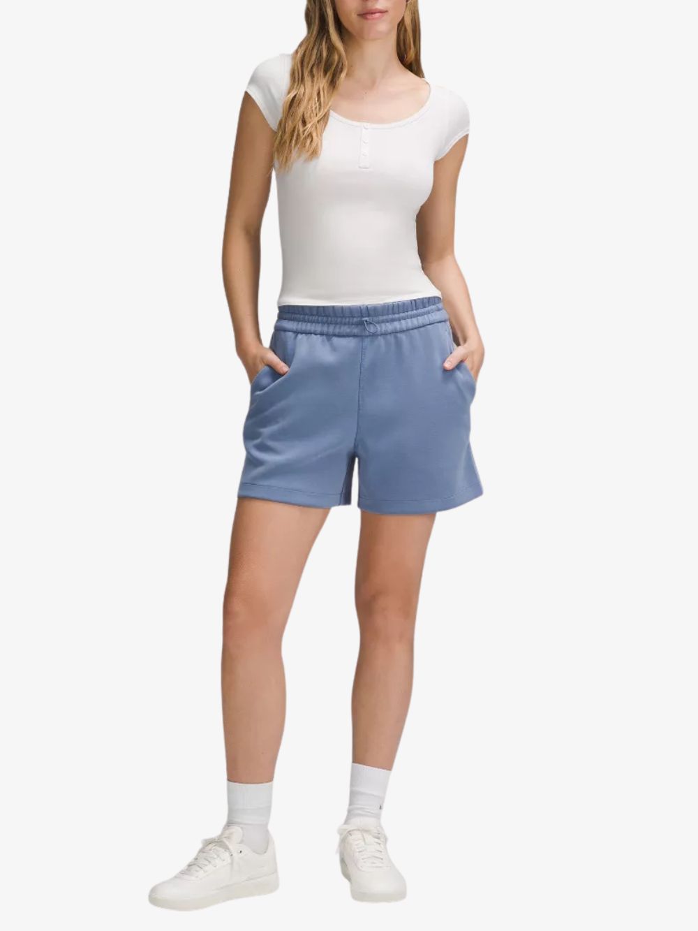 Playera de manga corta Henley M para Dama