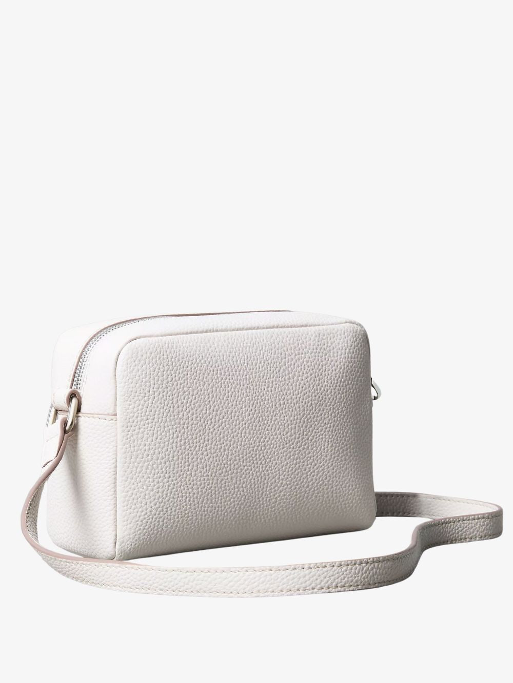 #Color_Blanco