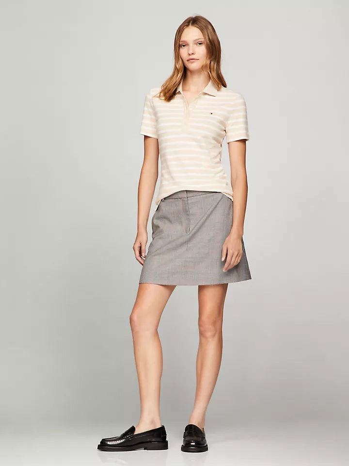 Tommy Hilfiger Playera tipo polo con rayas