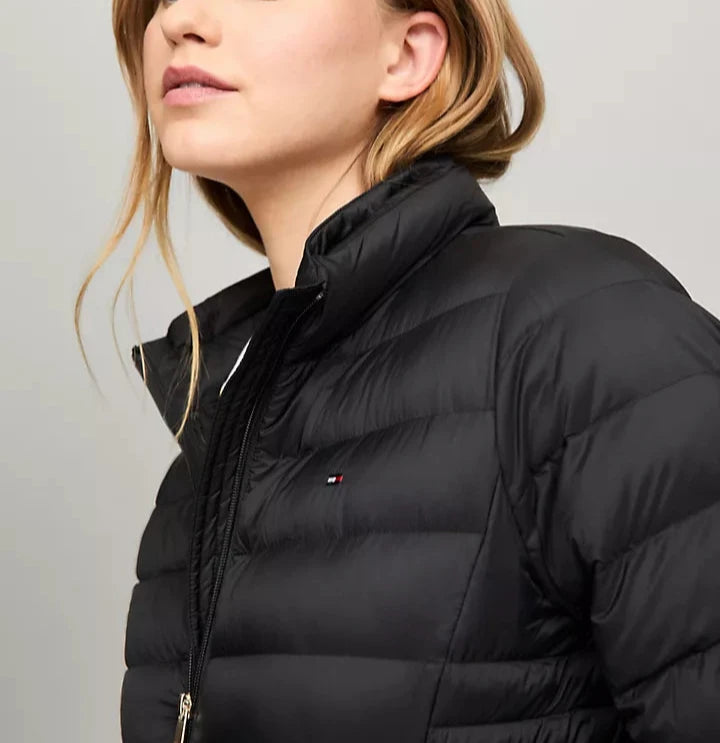 Tommy Hilfiger Chamarra puffer con gorro