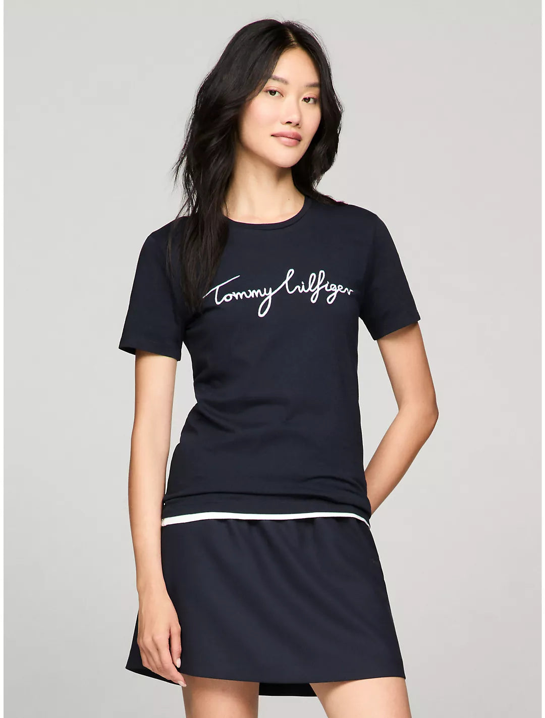 Tommy Hilfiger Playera con logo bordado manuscrita