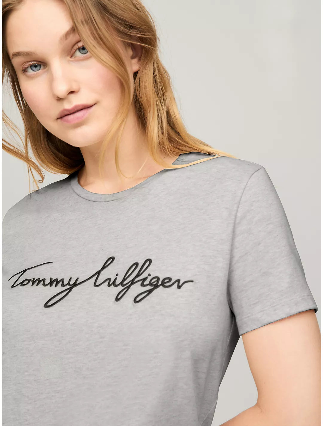 Tommy Hilfiger Playera con logo bordado manuscrita