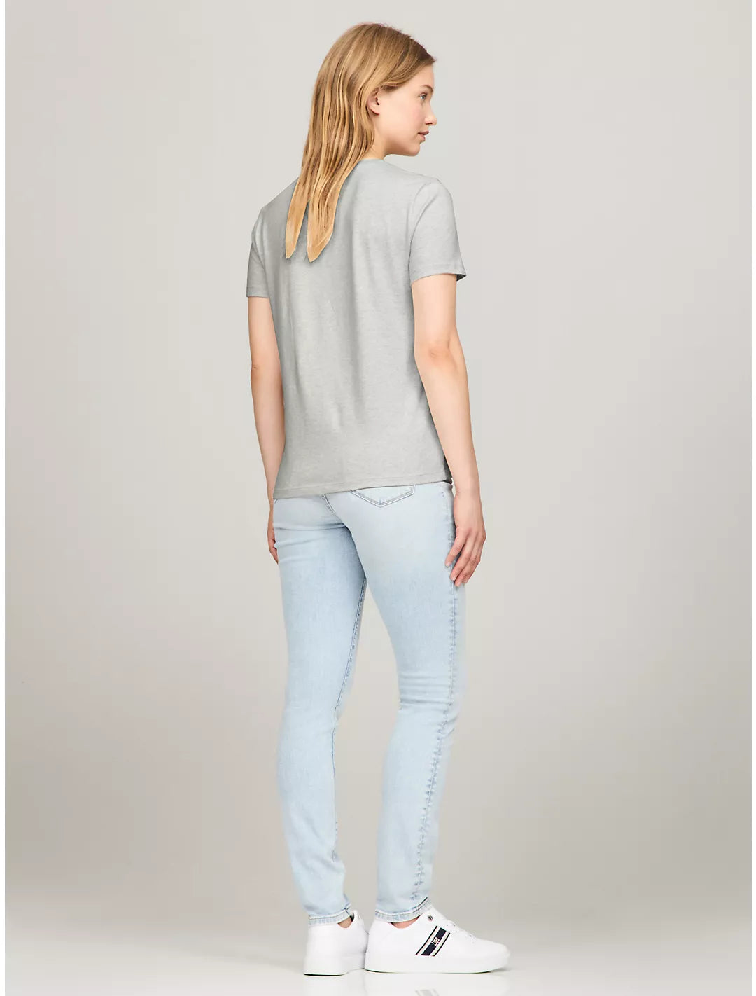 Tommy Hilfiger Playera con logo bordado manuscrita