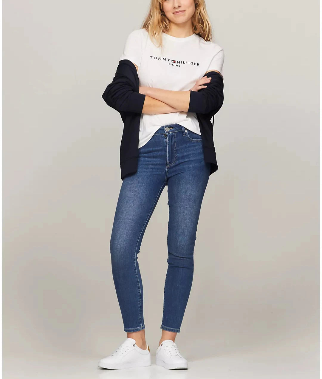 Tommy Hilfiger Playera con logo bordado
