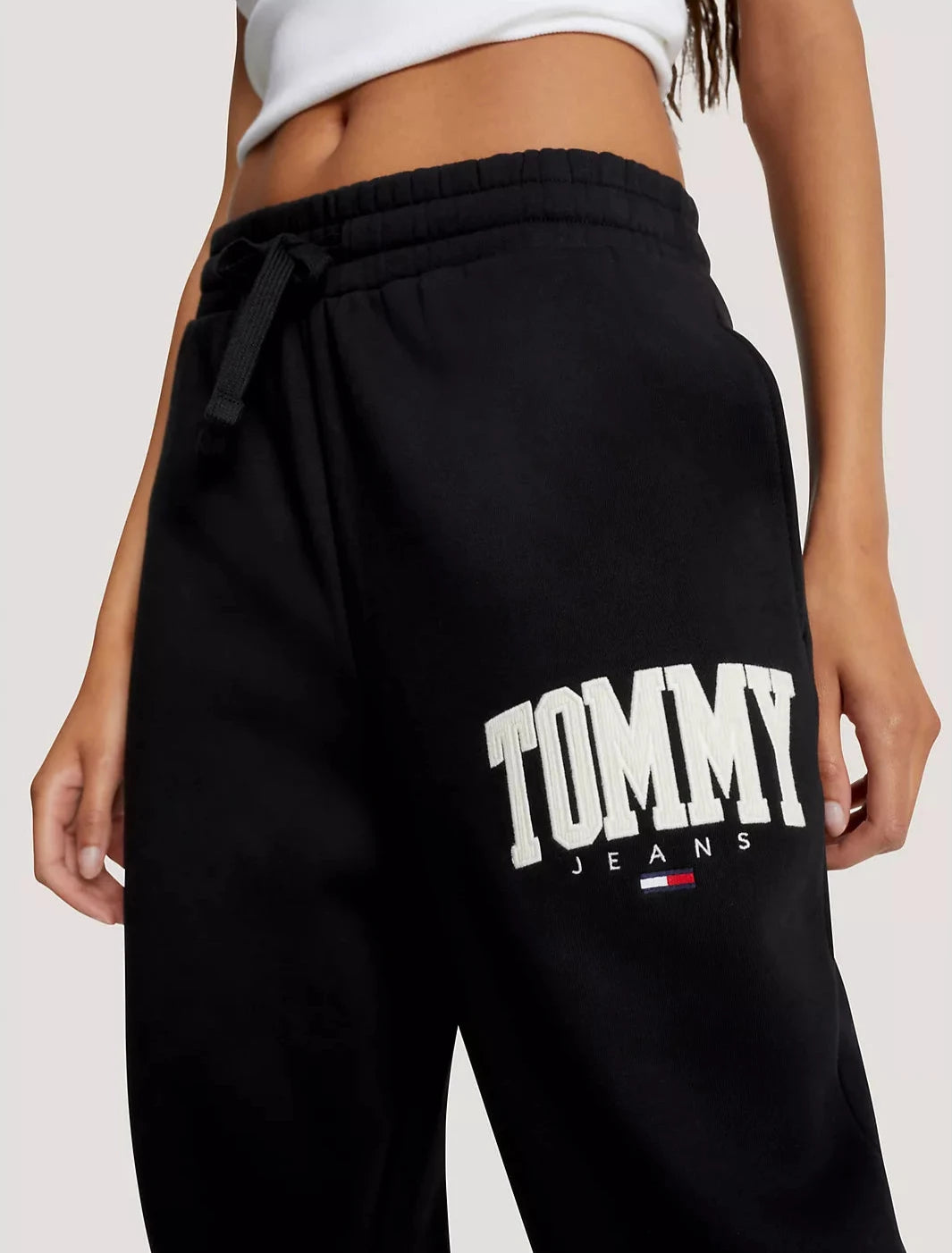 Tommy Hilfiger Pants deportivo TJ Varsity logotipo bordado