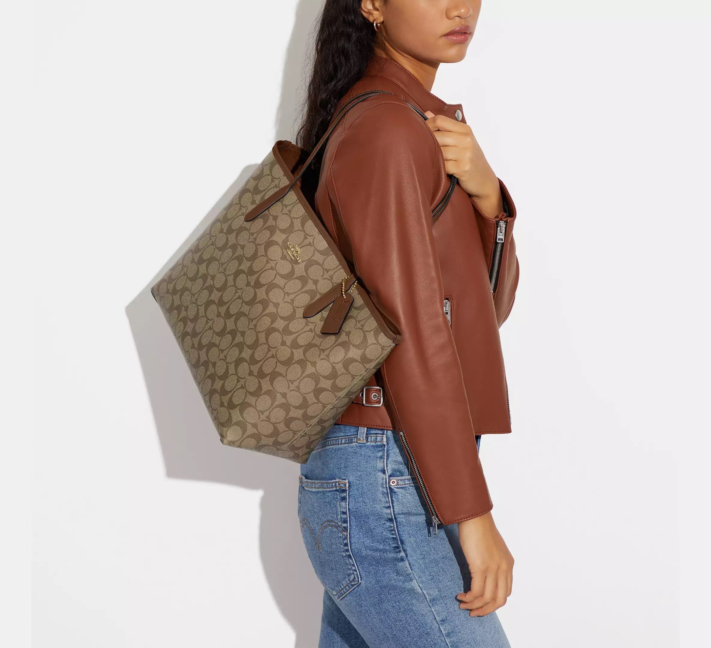 Coach City Tote con monograma