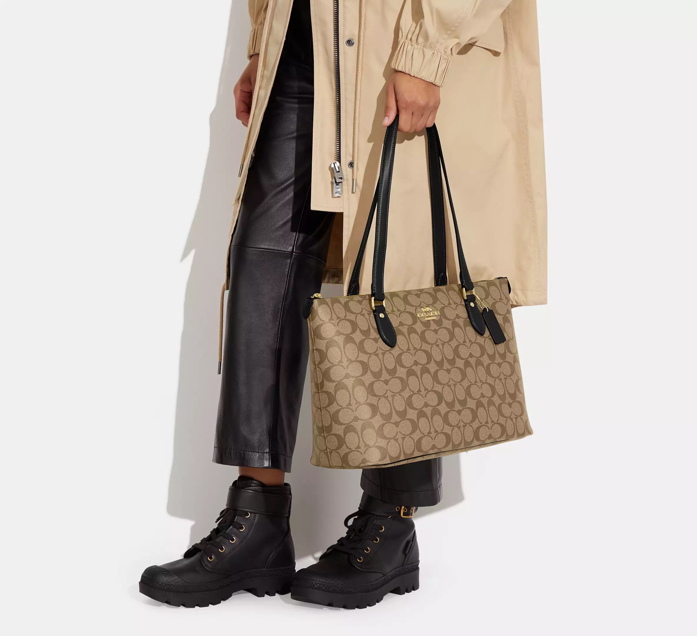 Coach Gallery Tote con monograma