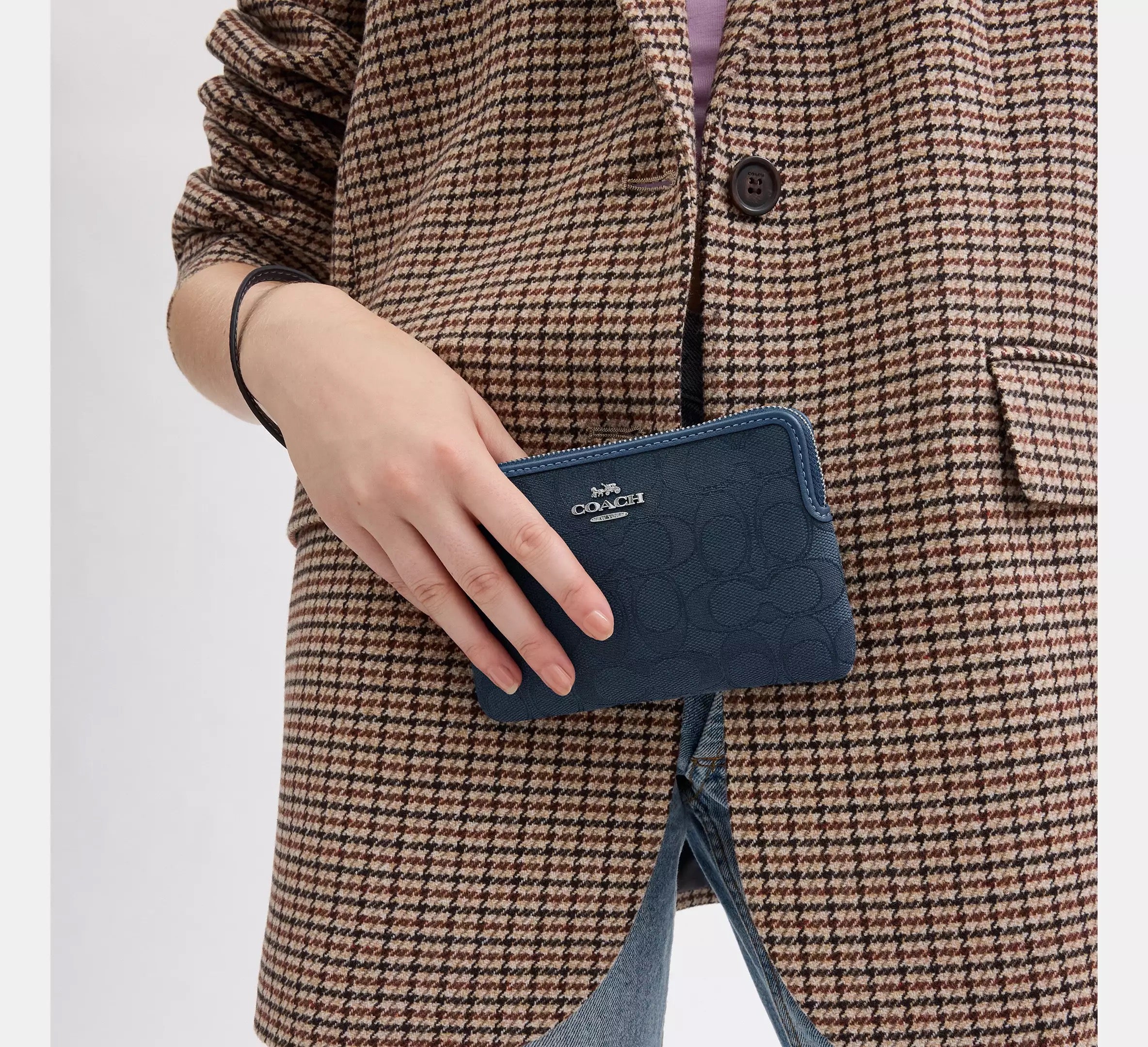Coach Wristlet con monograma Jacquard