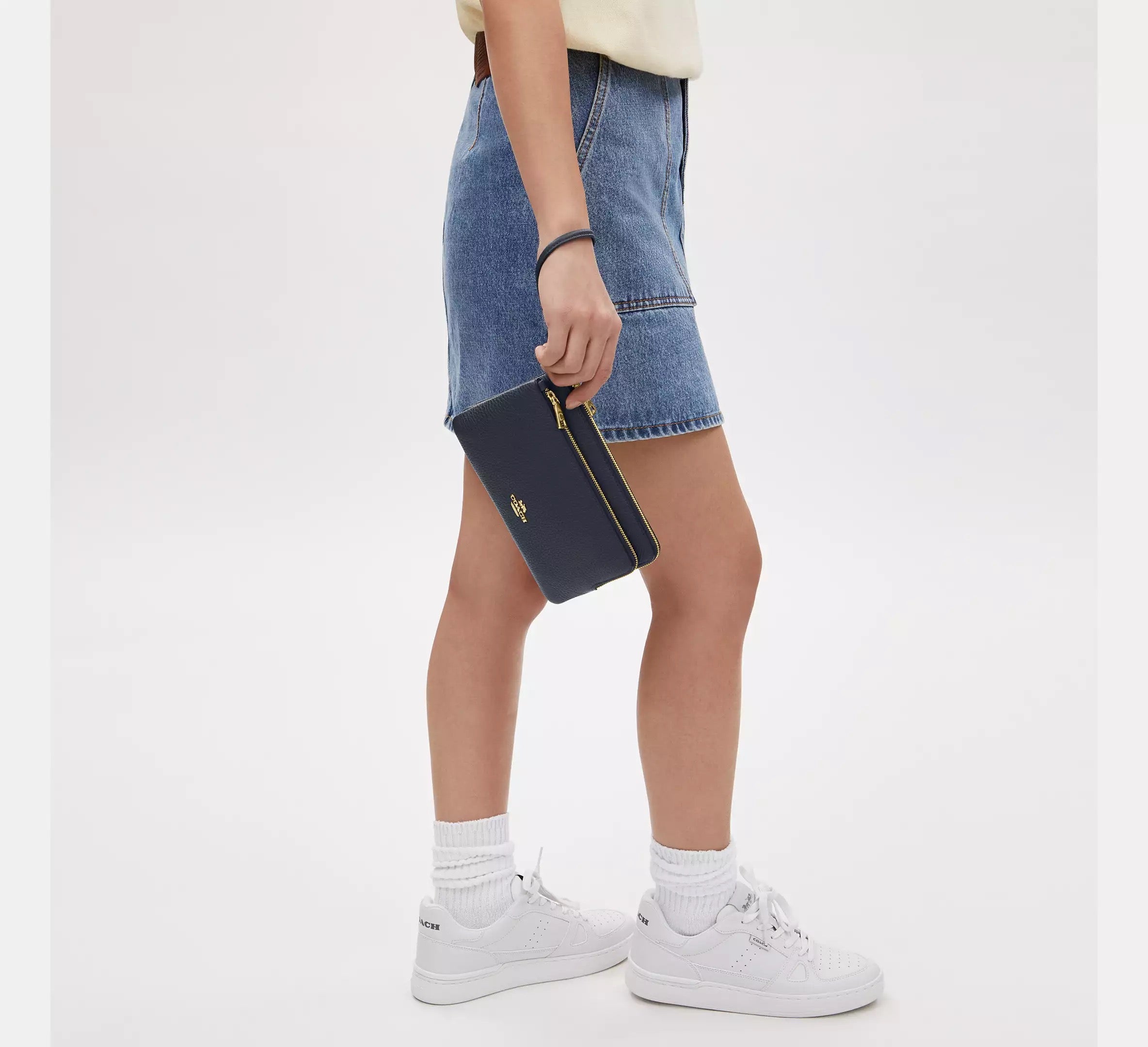 Coach Wristlet doble cierre grande