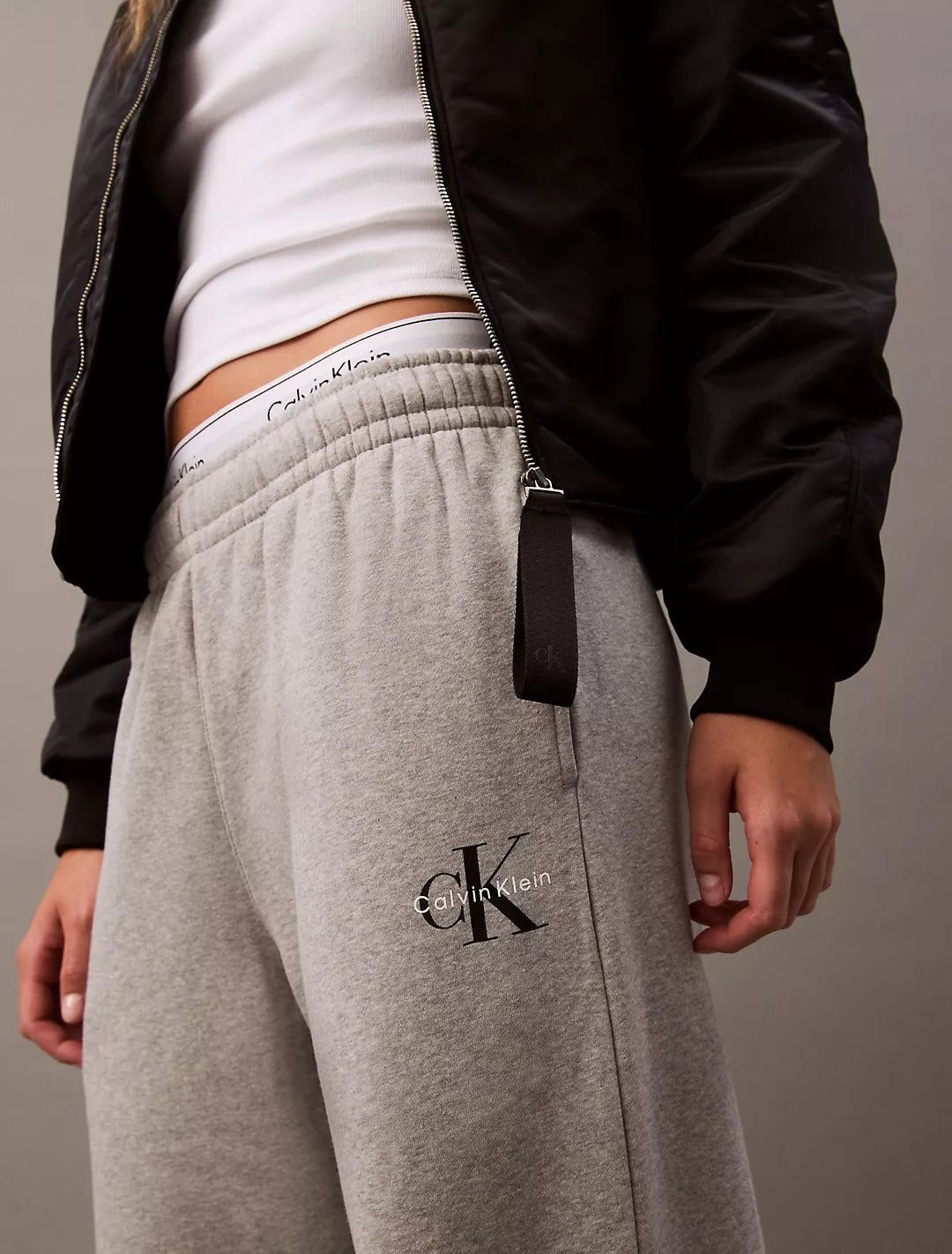 Calvin Klein Pants de pierna ancho