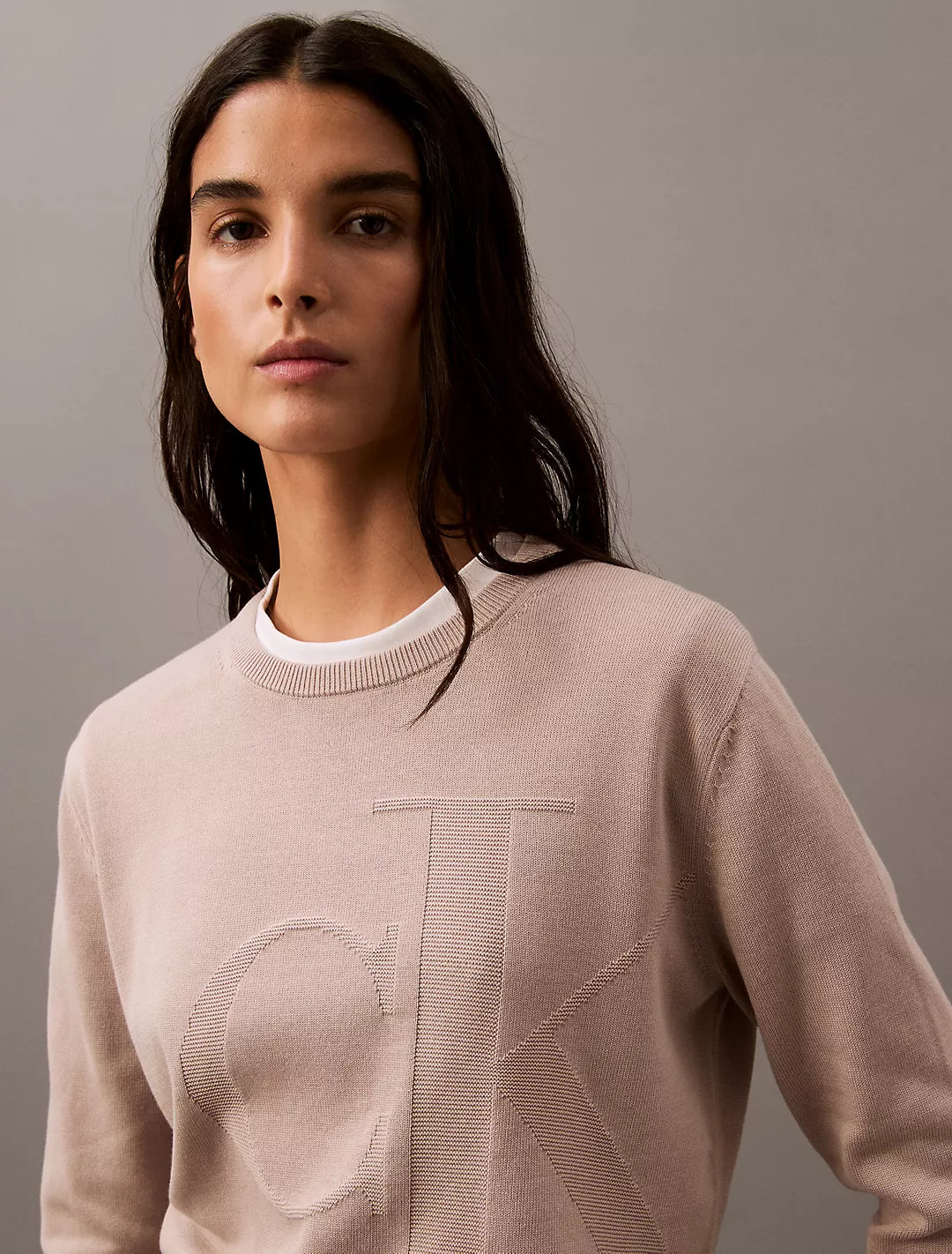 Calvin Klein Suéter cuello redondo con logo monograma