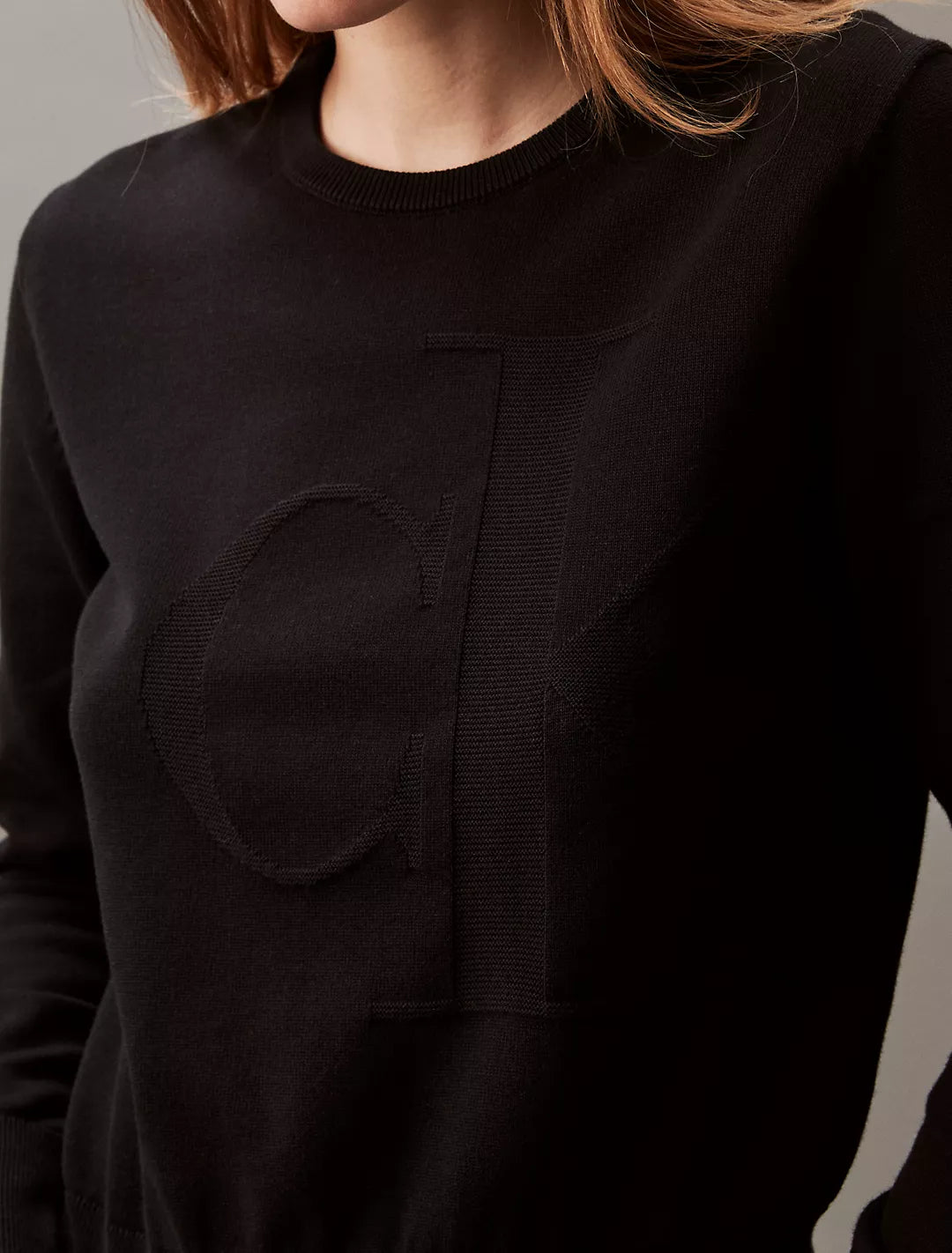 Calvin Klein Suéter cuello redondo con logo monograma