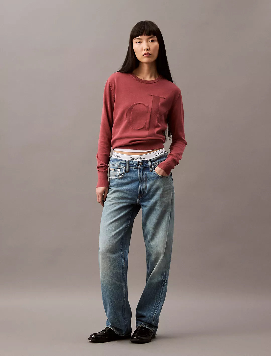 Calvin Klein Suéter cuello redondo con logo monograma