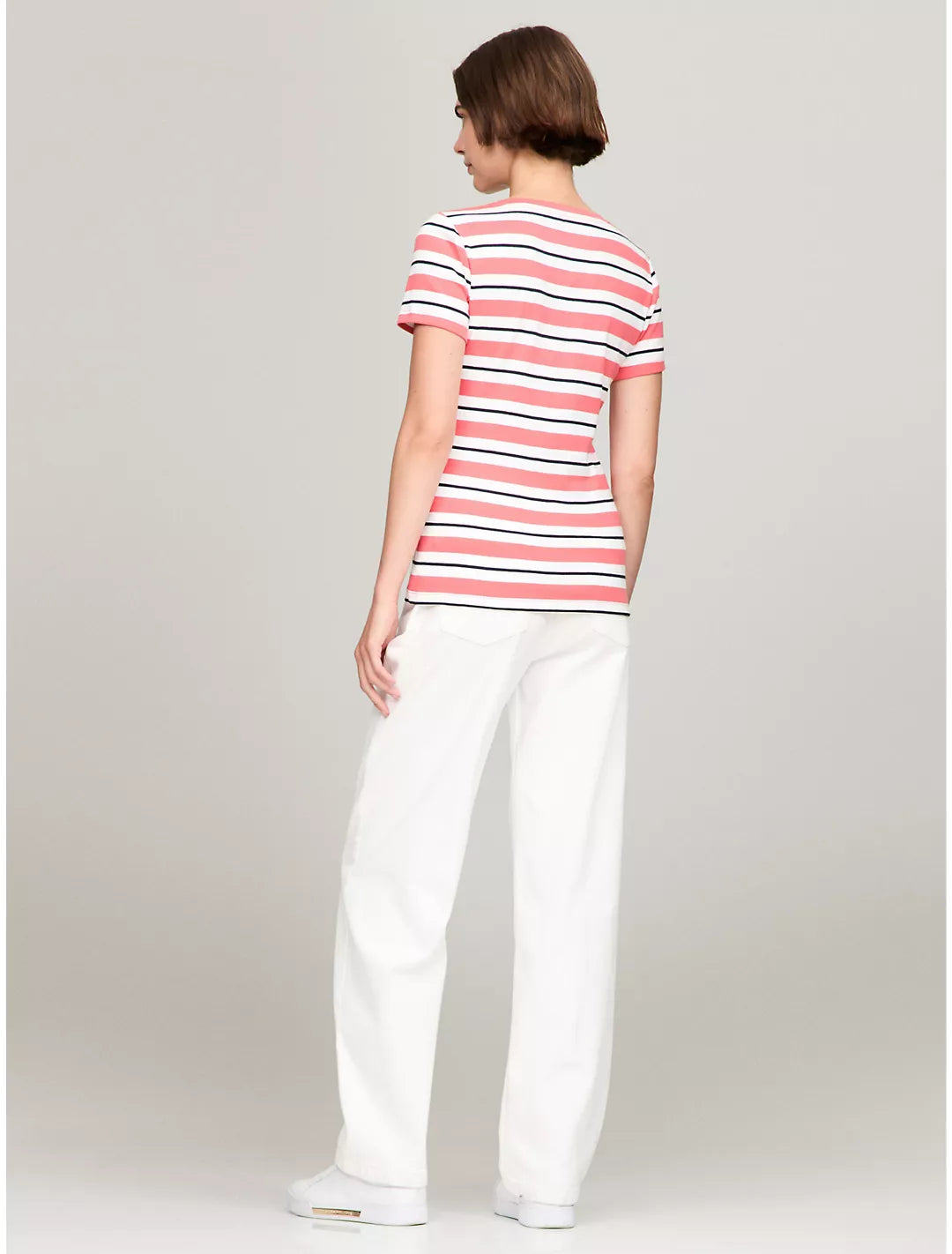 Tommy Hilfiger Playera a rayas con escote en V