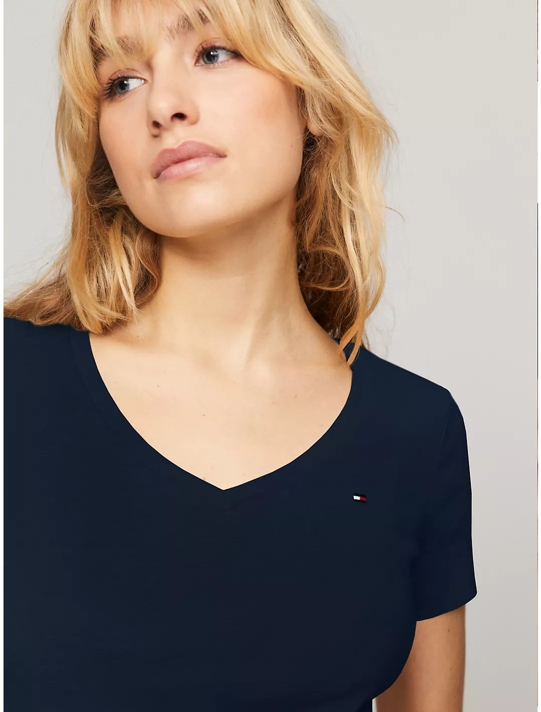 Tommy Hilfiger Playera con escote en V