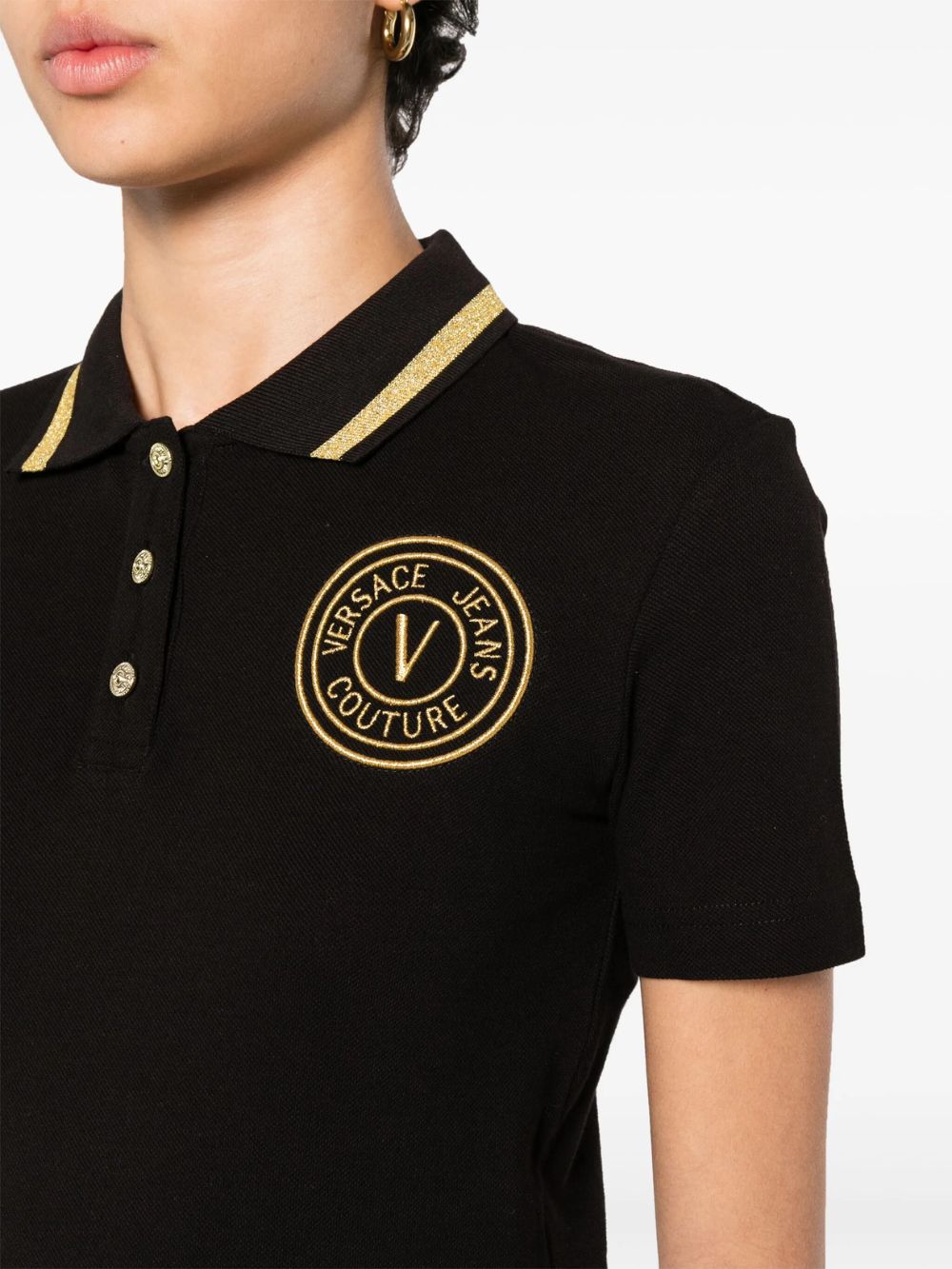 Versace / Playera negra filo dorado M
