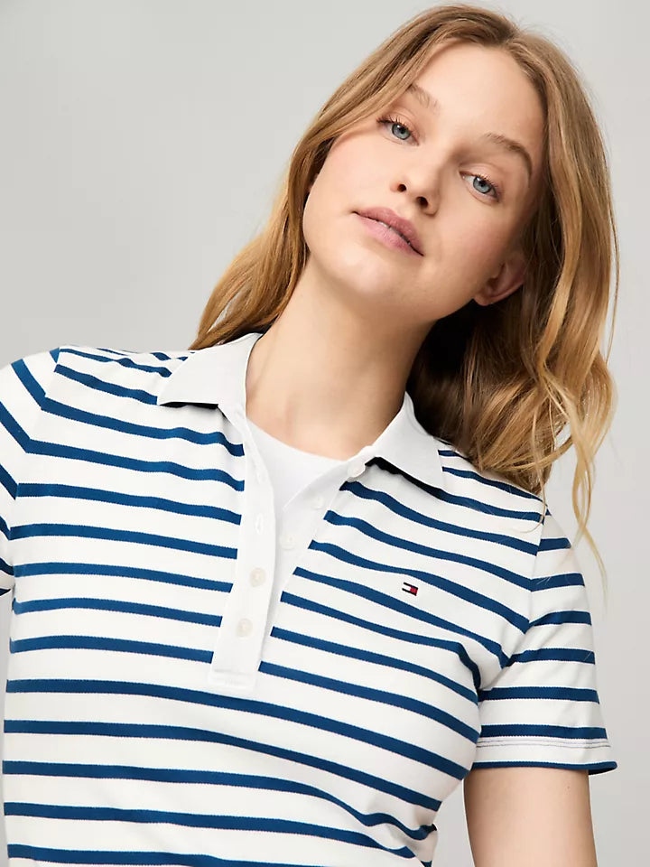 Tommy Hilfiger Playera tipo polo con rayas