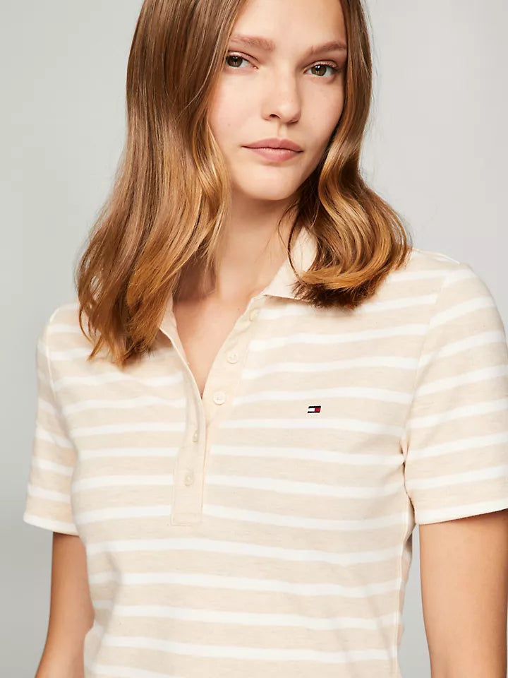 Tommy Hilfiger Playera tipo polo con rayas