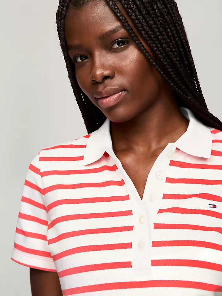 Tommy Hilfiger Playera tipo polo con rayas