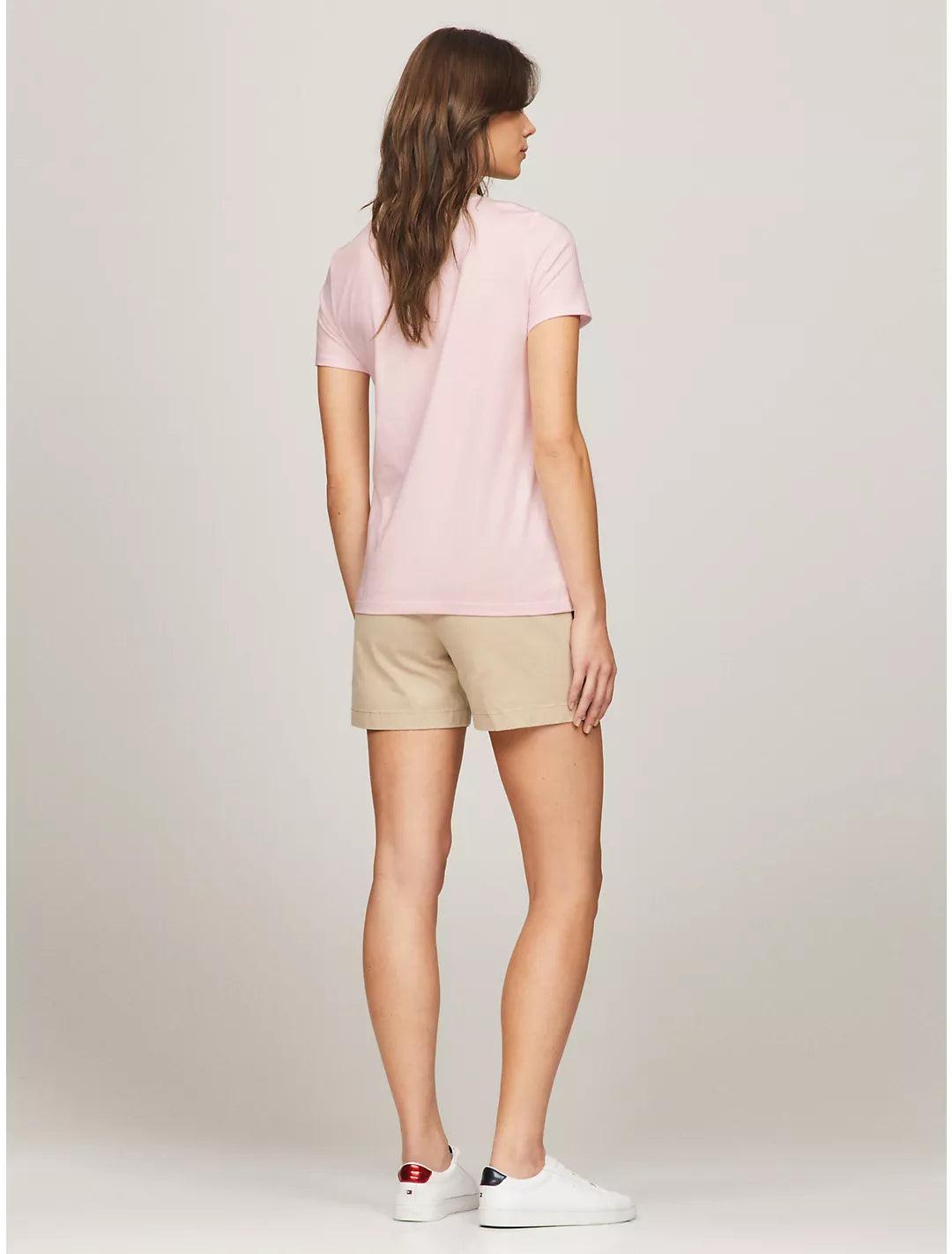 Tommy Hilfiger Playera con logo de rayas bordadas