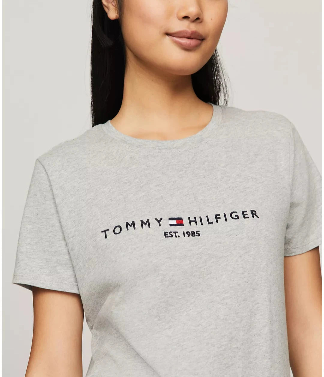 Tommy Hilfiger Playera con logo bordado
