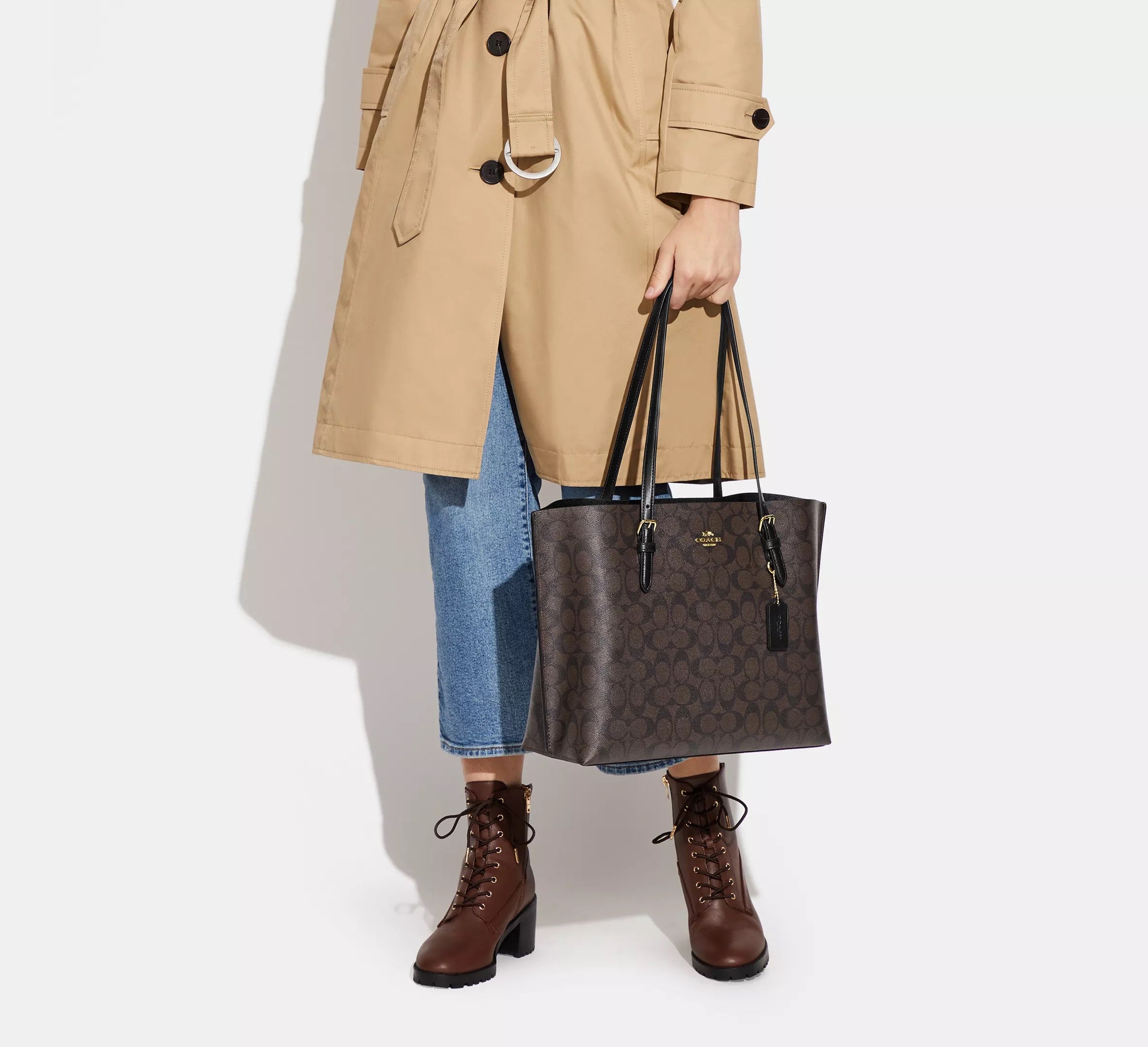 Coach Mollie Tote con monograma