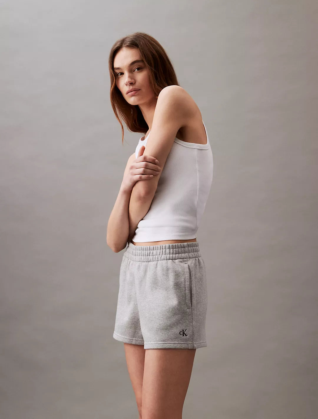 Calvin Klein Short con logo bordado