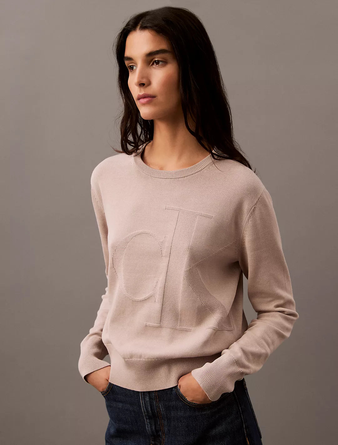 Calvin Klein Suéter cuello redondo con logo monograma