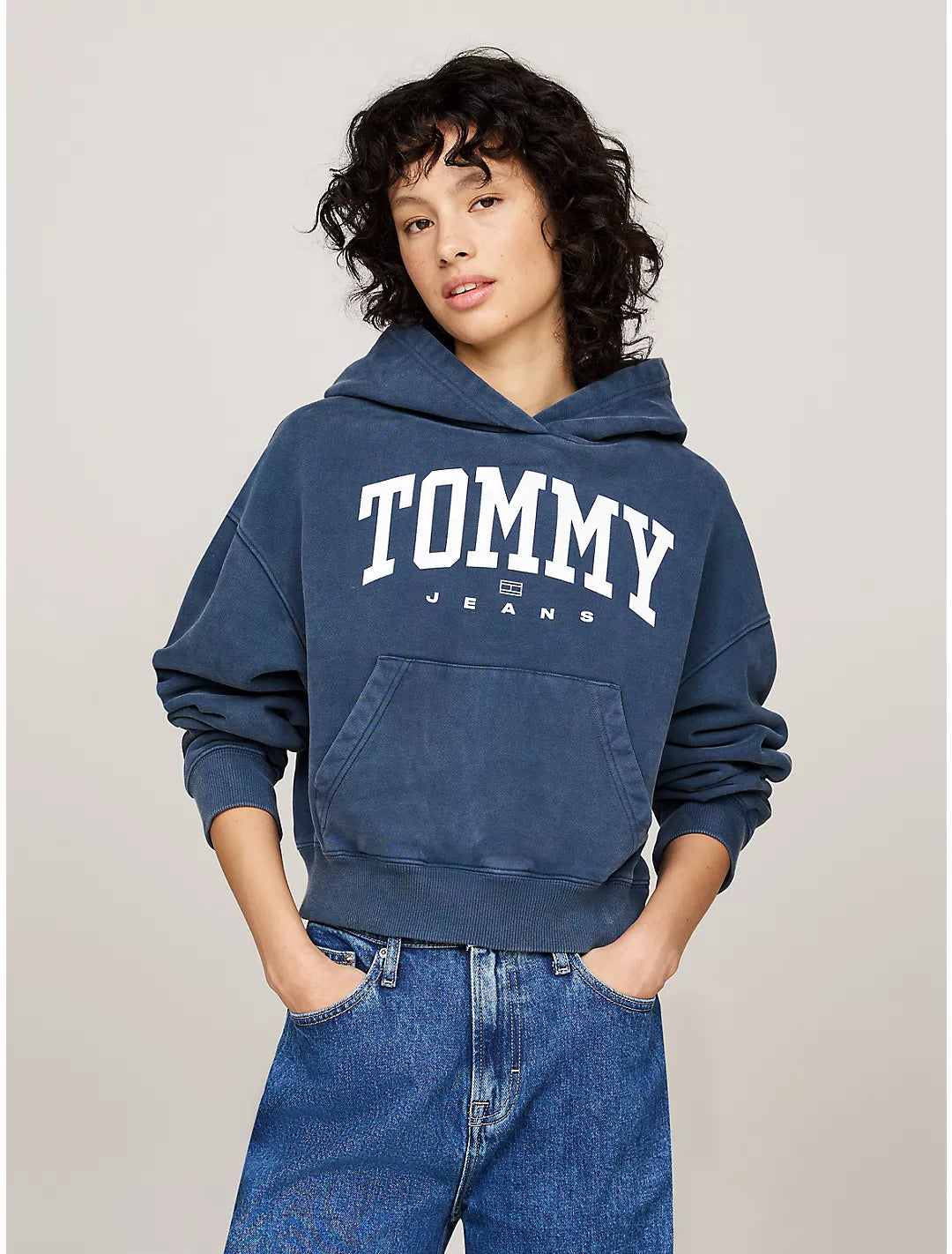 Tommy Jeans Hoodie TJ Varsity logotipo estampado